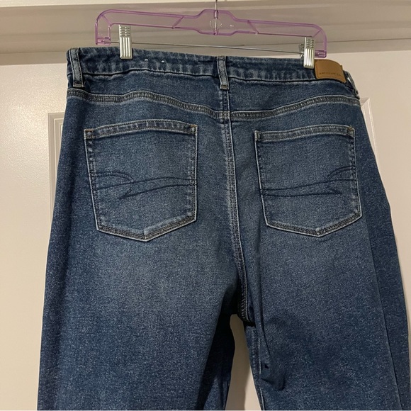 AE ripped mom jeans - Picture 8 of 11